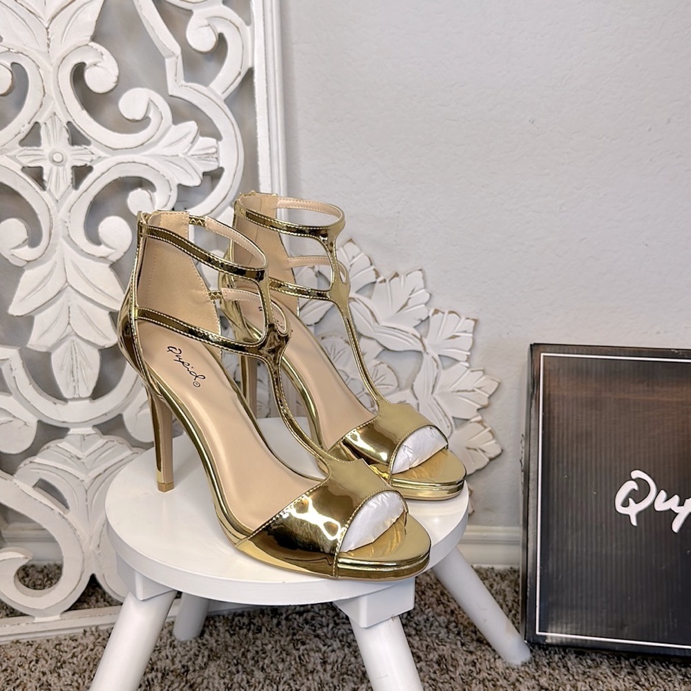 Qupid Strappy METALLIC  Gold Heels BRAND NEW IN BOX FAST SHIPPING 🚀